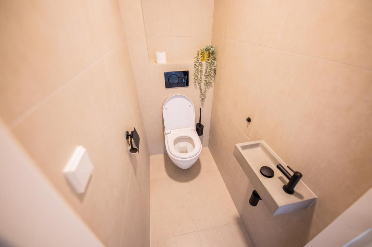 Happily 2 Bedroom Serviced Apartment 75M2 -Nb306H- Rotterdam Exteriör bild