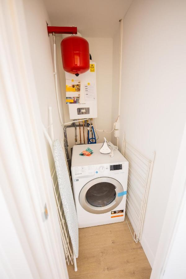 Happily 2 Bedroom Serviced Apartment 75M2 -Nb306H- Rotterdam Exteriör bild