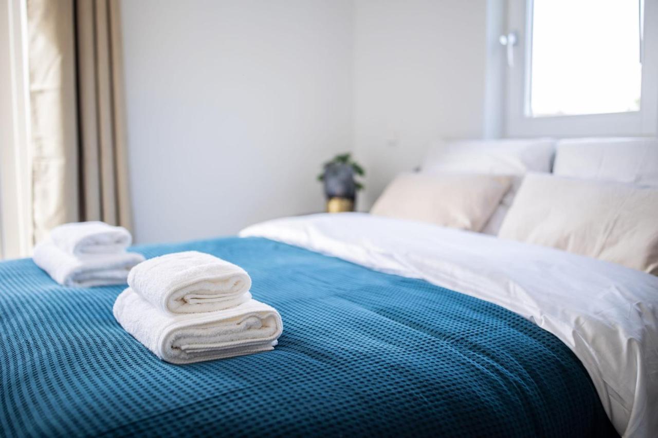 Happily 2 Bedroom Serviced Apartment 75M2 -Nb306H- Rotterdam Exteriör bild